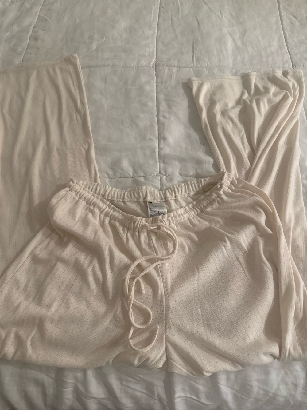H&M Cream Ribbed Lounge Pants - Elastic Waist & wide legged